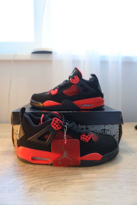 Jordan 4 Red Thunder  42