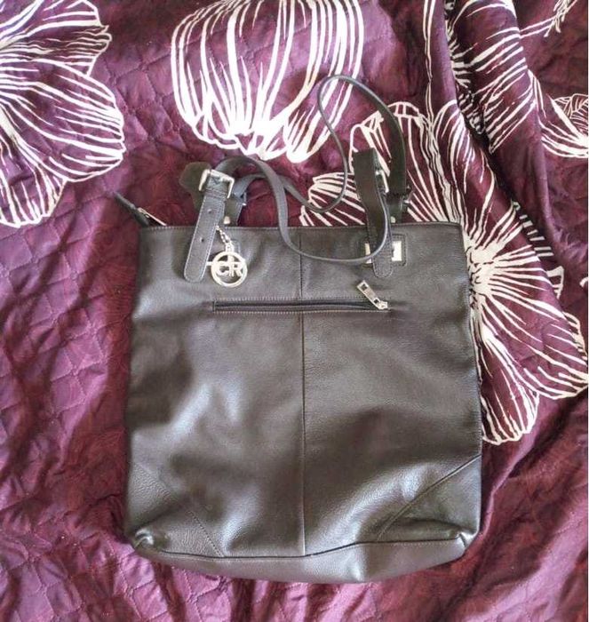 Женскую сумку кожаную cr большую