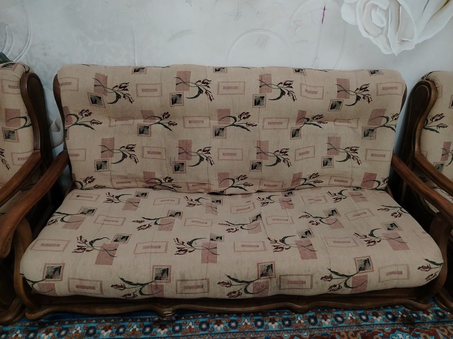 Диван и 2 кресло