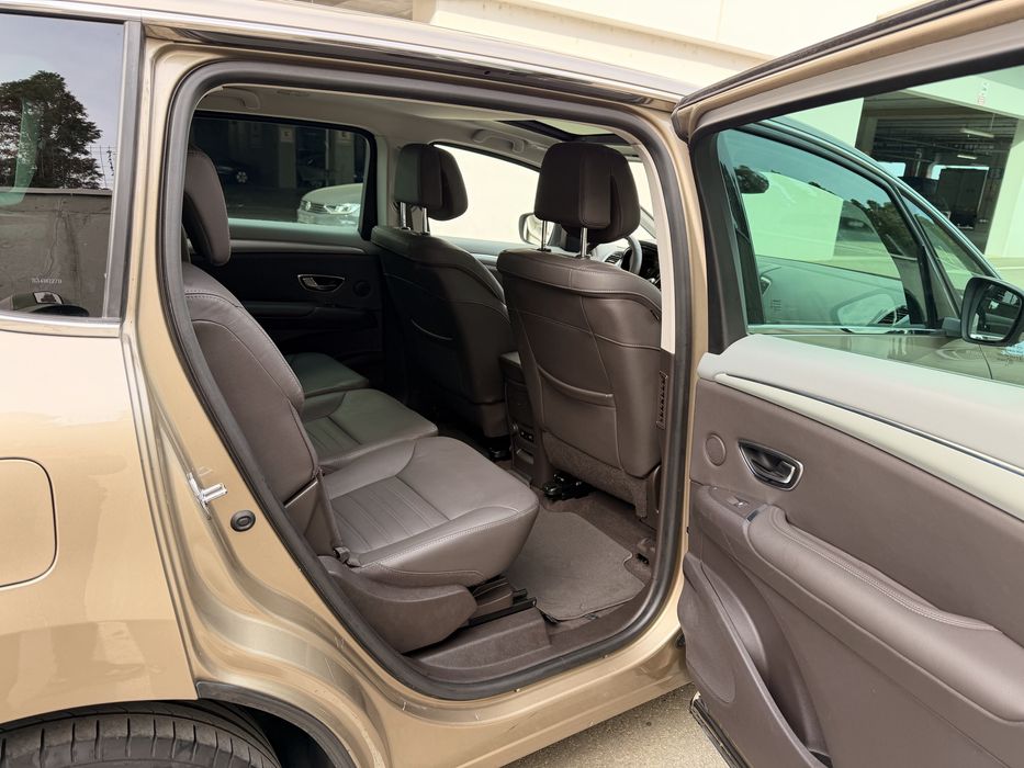 Renault Espace 1.6 diesel Full Option/ Trapa/Camera/4Control