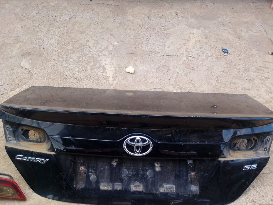 Камри богажник зеркало