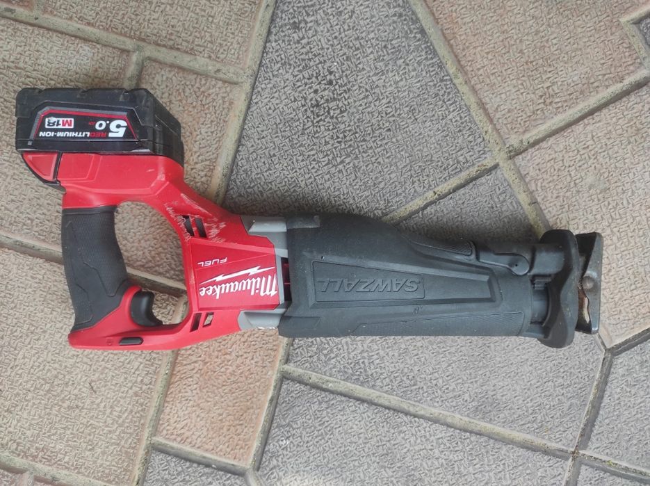 Ferăstrău sabie MILWACKEE că și noi