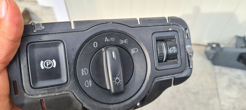Bloc lumini nissan qashqai 2012,opel corsa d,audi A4B8