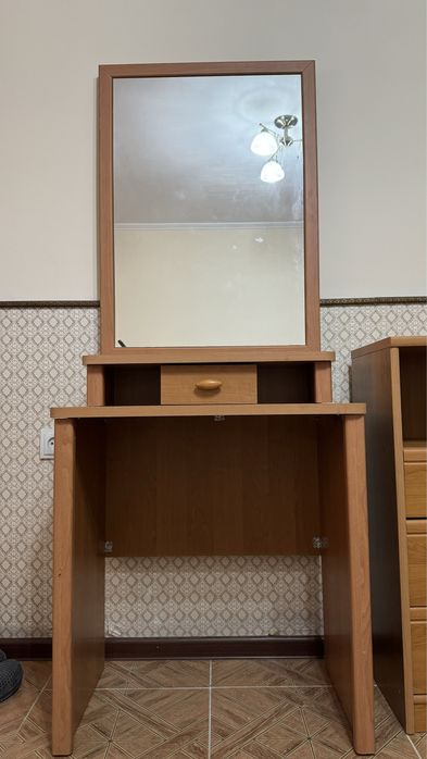 Туалетный столик