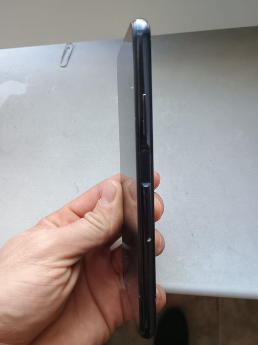 Продавам телефон Huawei Nova 5T