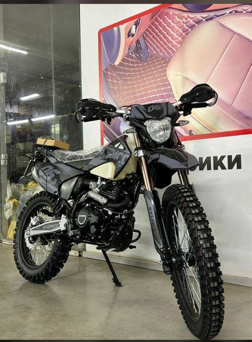 Мотоцикл Symcc 300 куб.