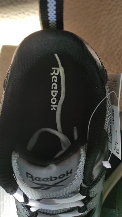 Нови оригинални дамски маратонки Reebok  номер 36