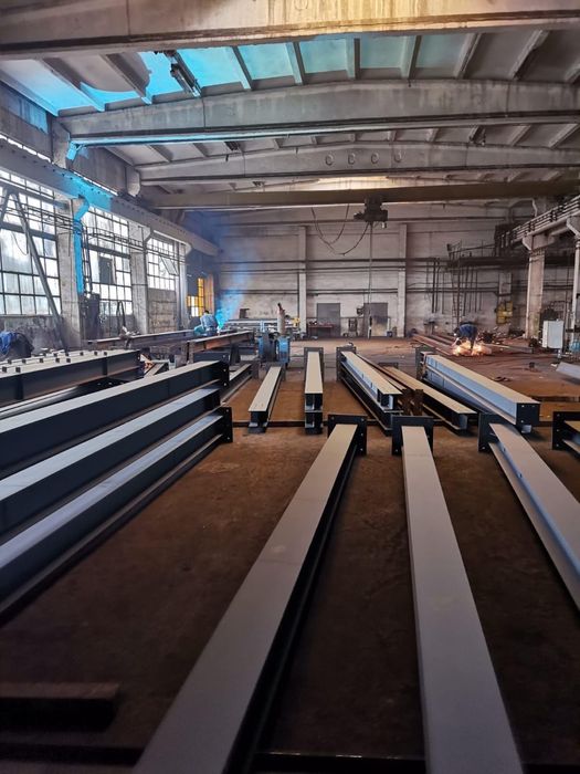 Hale metalice diferite dimensiuni