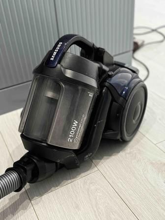 отдам пылесос проводной