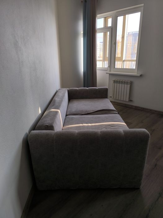 Продается диван.