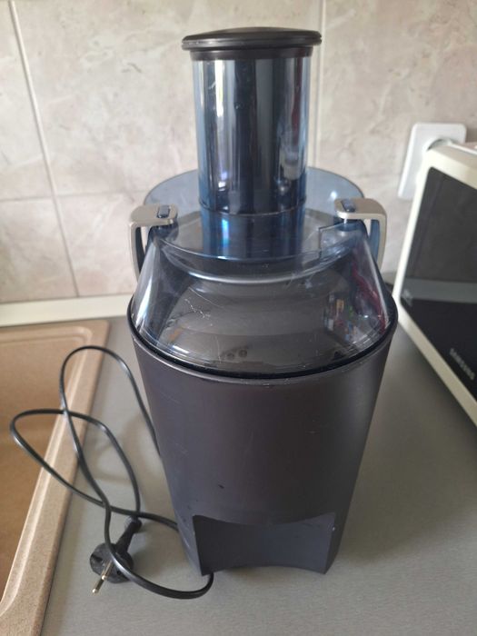 Storcator de fructe și legume.