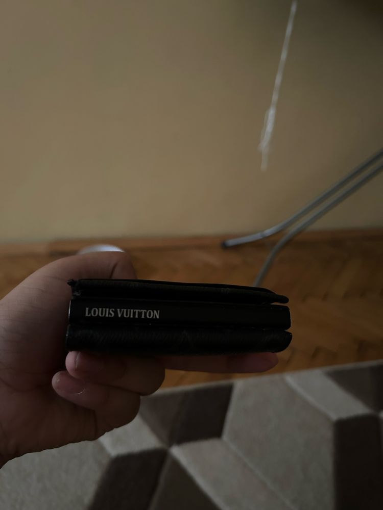 Портмоне на Louis Vuitton