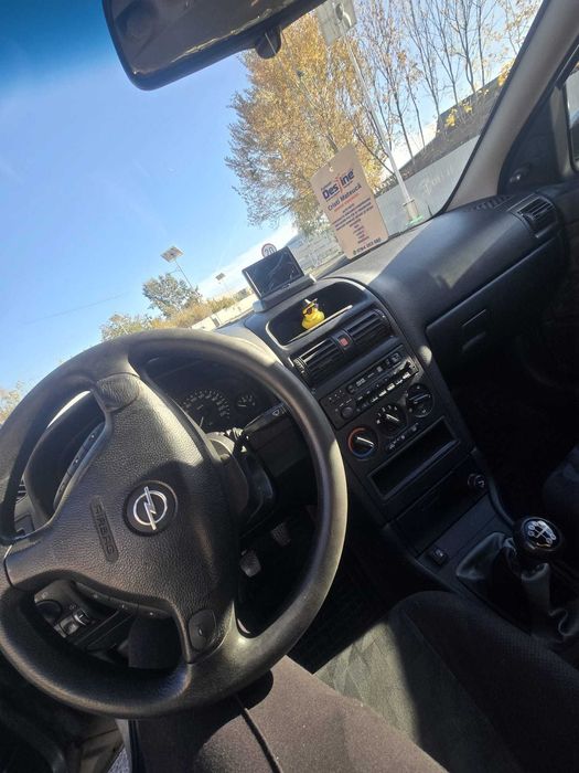 Vând Opel Astra g