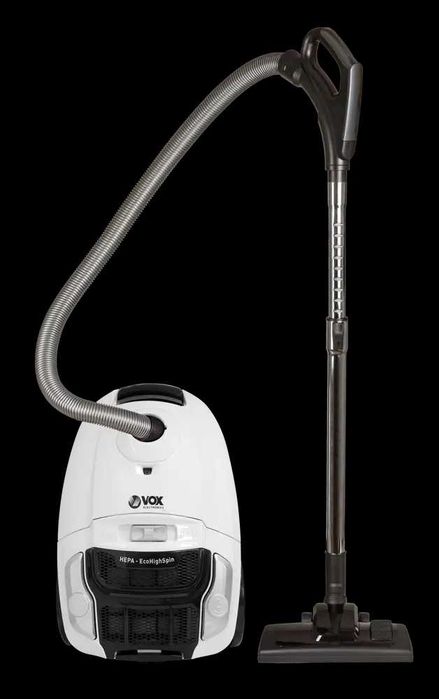 Прахосмукачка VOX MISTRAL 700 нова с 2 г. гаранция