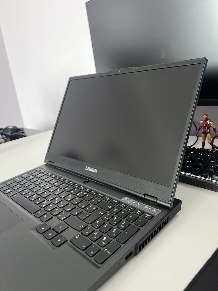 LENOVO Legion 5 15IMHO5H