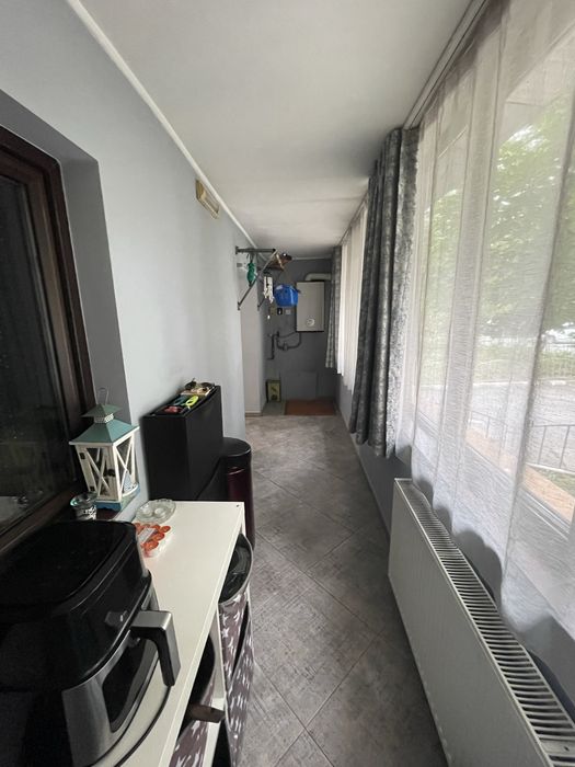 Apartament 4 camere, 2 bai, boxa sub balcon