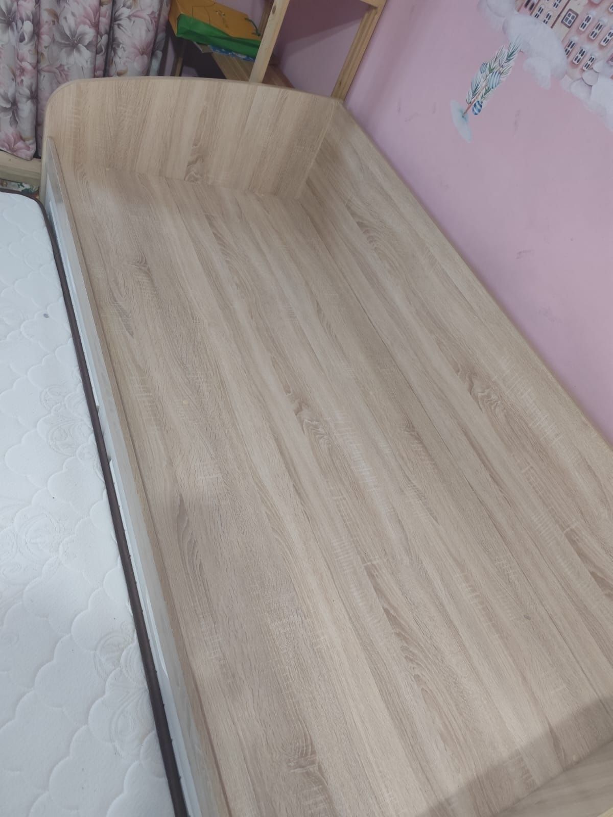 Продам детскую кровать