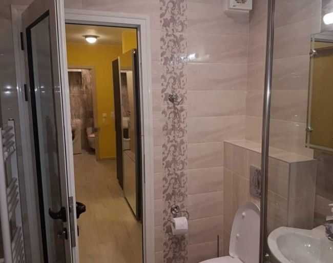 Продава се Тристаен апартамент в София, Борово - 84 кв.м за 2239 €/кв.м - Снимка #7