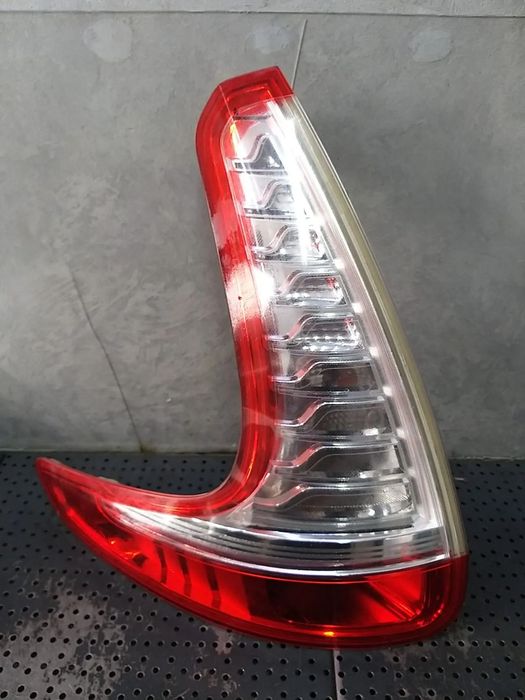 Stop tripla lampa stanga renault scenic 3 265550014r