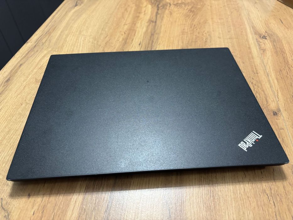 Продаю Lenovo ThinkPad ноутбук