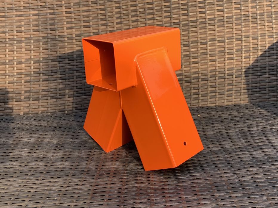 Coltar metalic loc de joaca 10x10cm