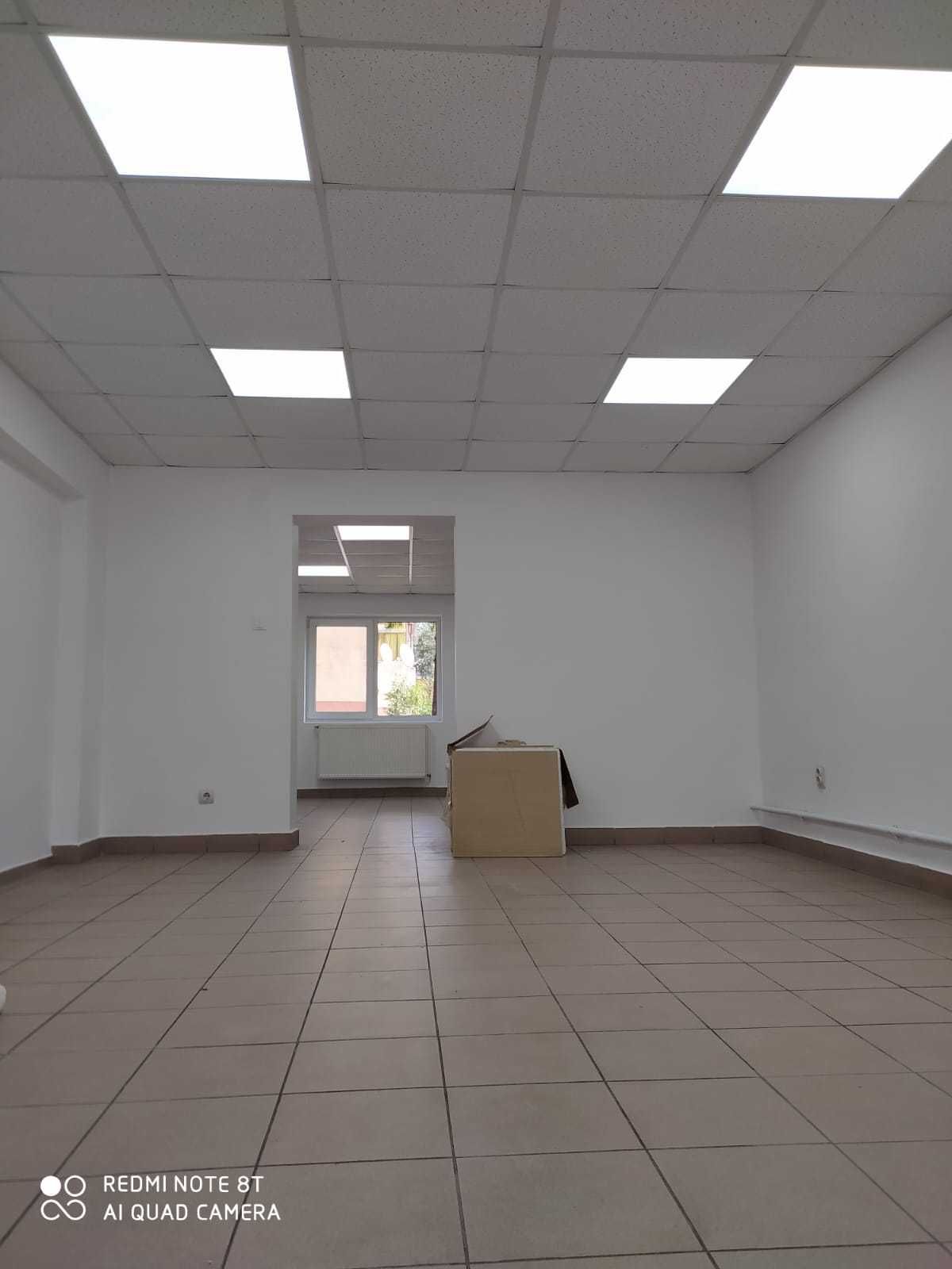 Inchiriez Spațiu comercial 105 mp