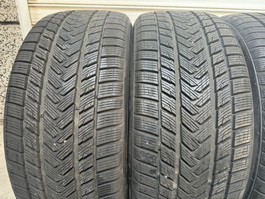 Автомобилни гуми 255 45 19 Gripmax