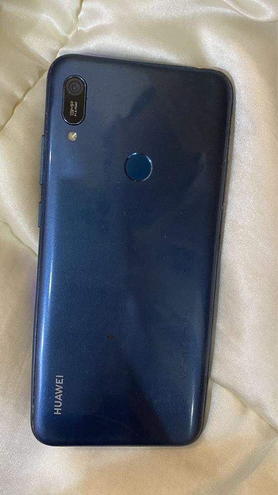 Продам Huawei Y6 32Gb