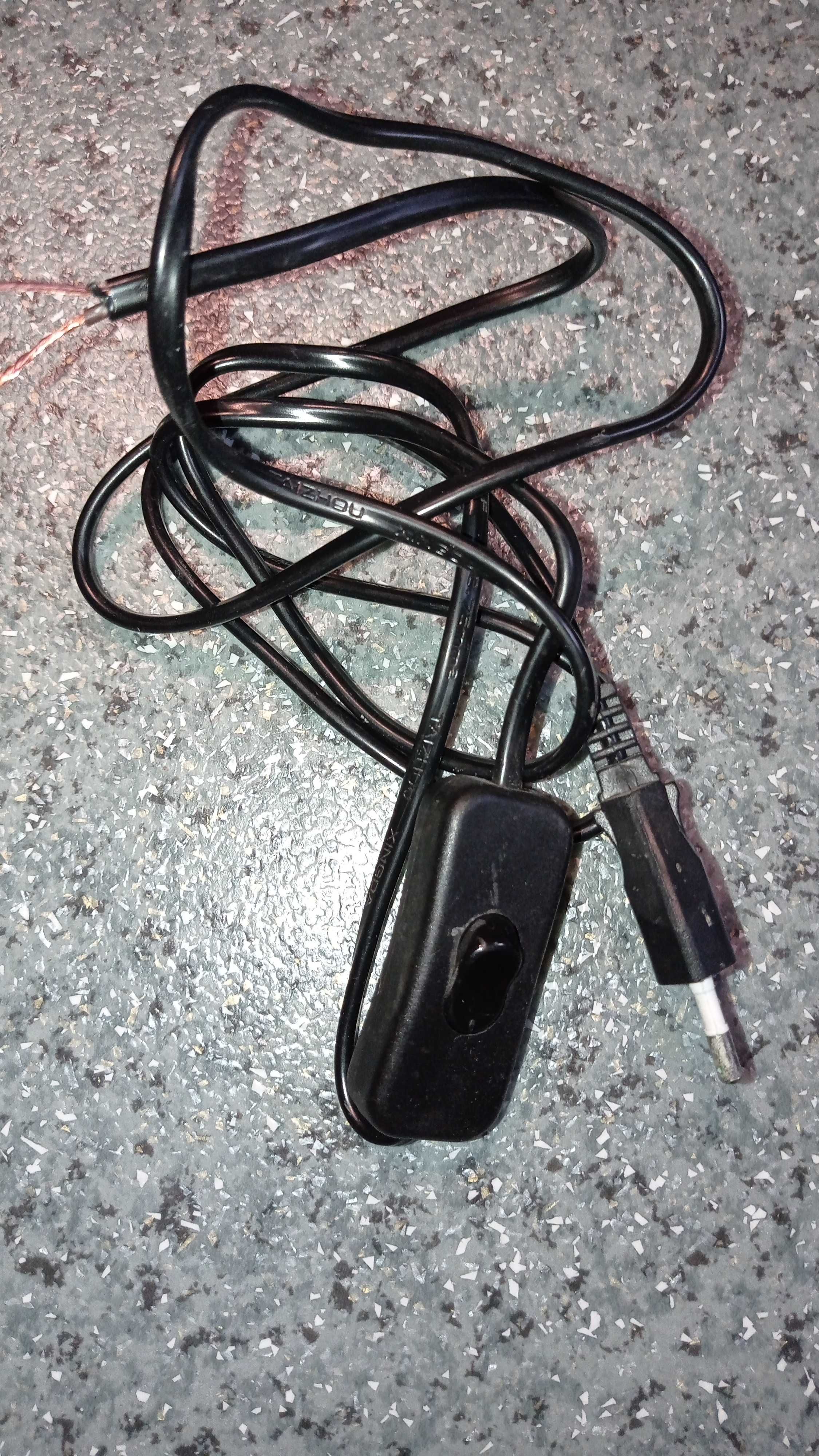 Cablu 1,5 m cu ștecher și întrerupător pe fir