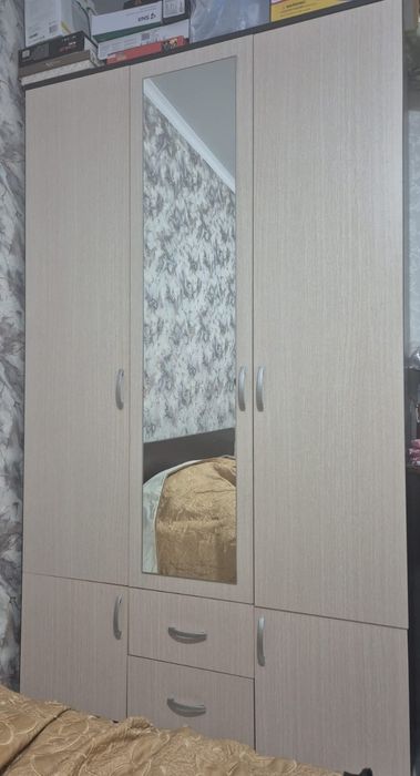 Шкаф для одежды,