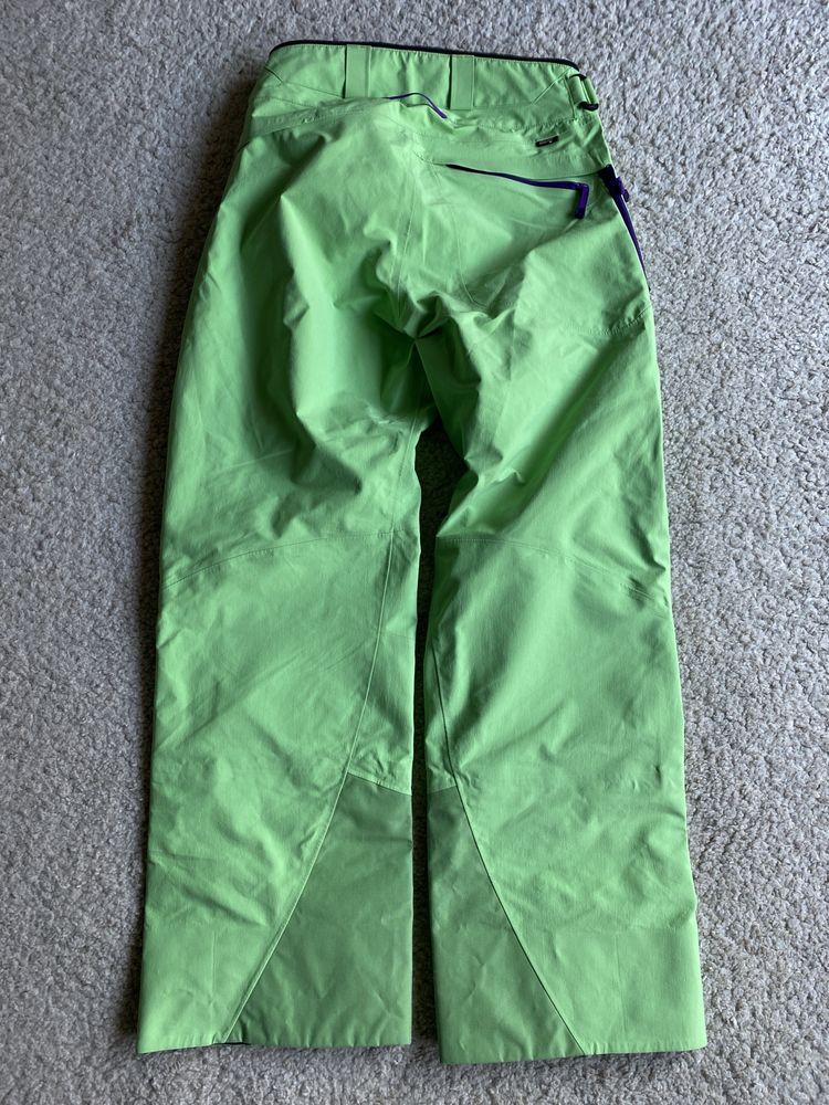 Haglofs dama ski/snowboard Gore Tex Pro