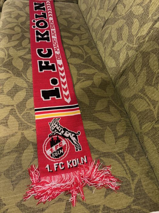 Футболни различни шалаве