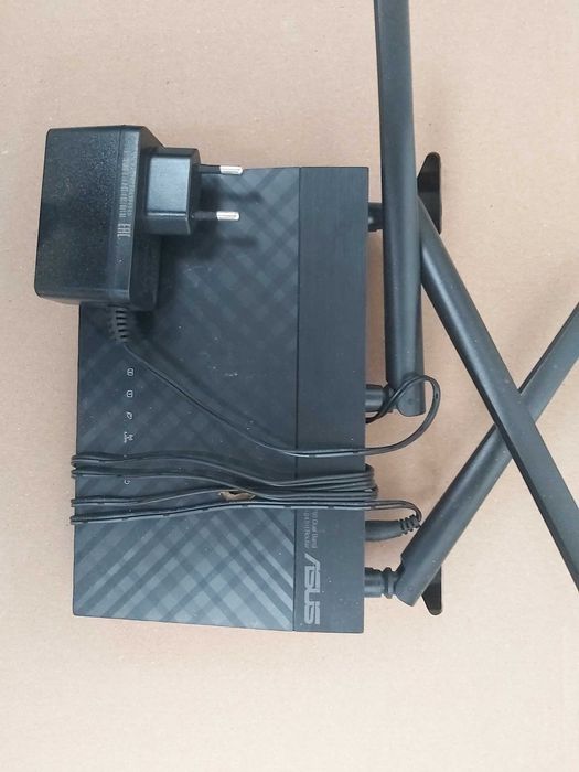 Router Wireless Gigabit ASUS AC750