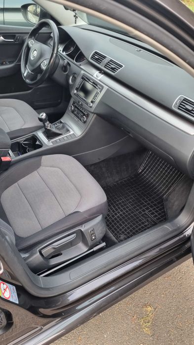 Vw passat berlina an 2012
