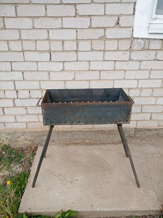 Продам новый мангал. Металл -3мм. Ножки съёмные