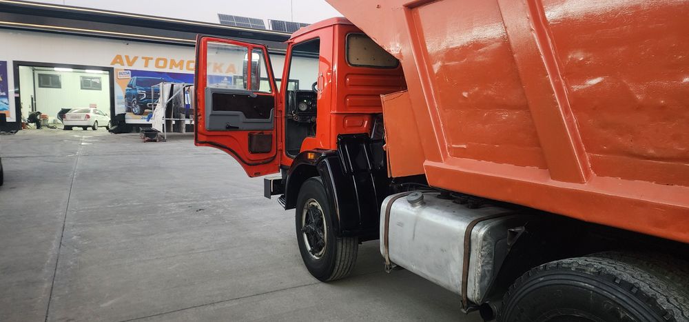 Камаз самосвал сотилади 1990 йил