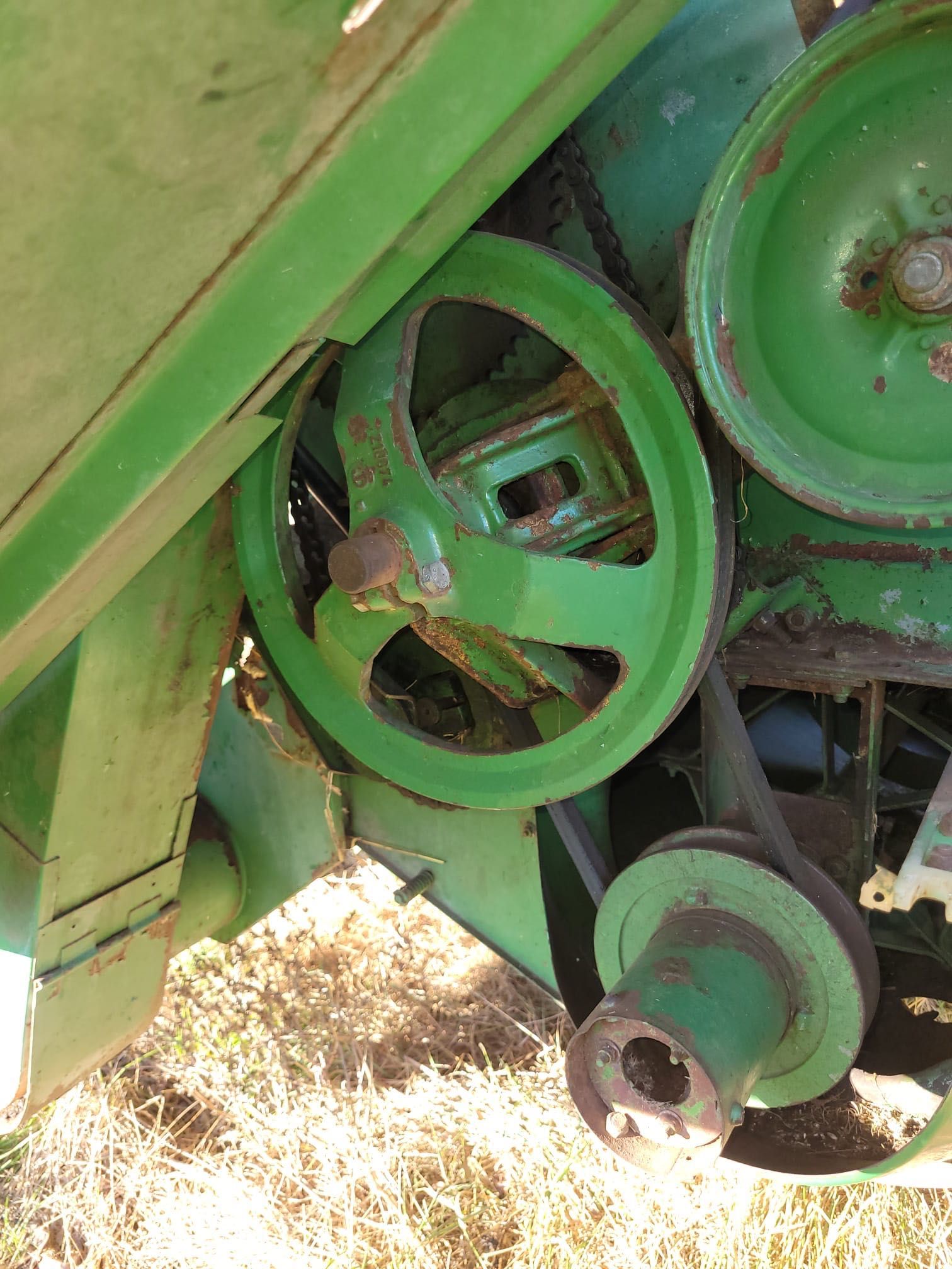 Combină john deer 730