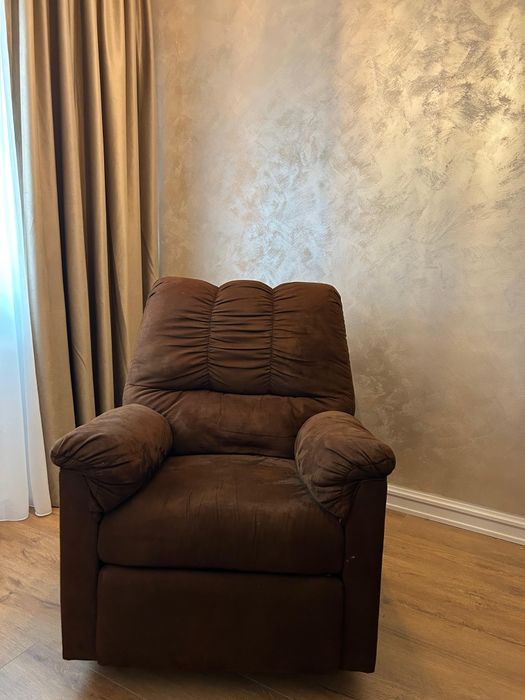 Oferta: Fotoliu Mobexpert cu recliner/extensibil