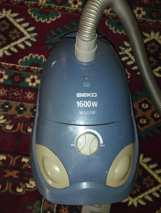 Продаётся пылесос beko