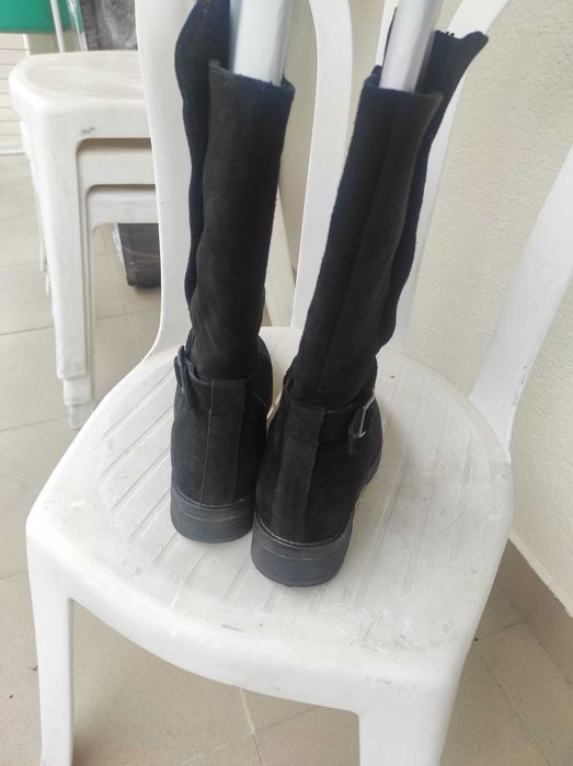 Черни зимни ботуши