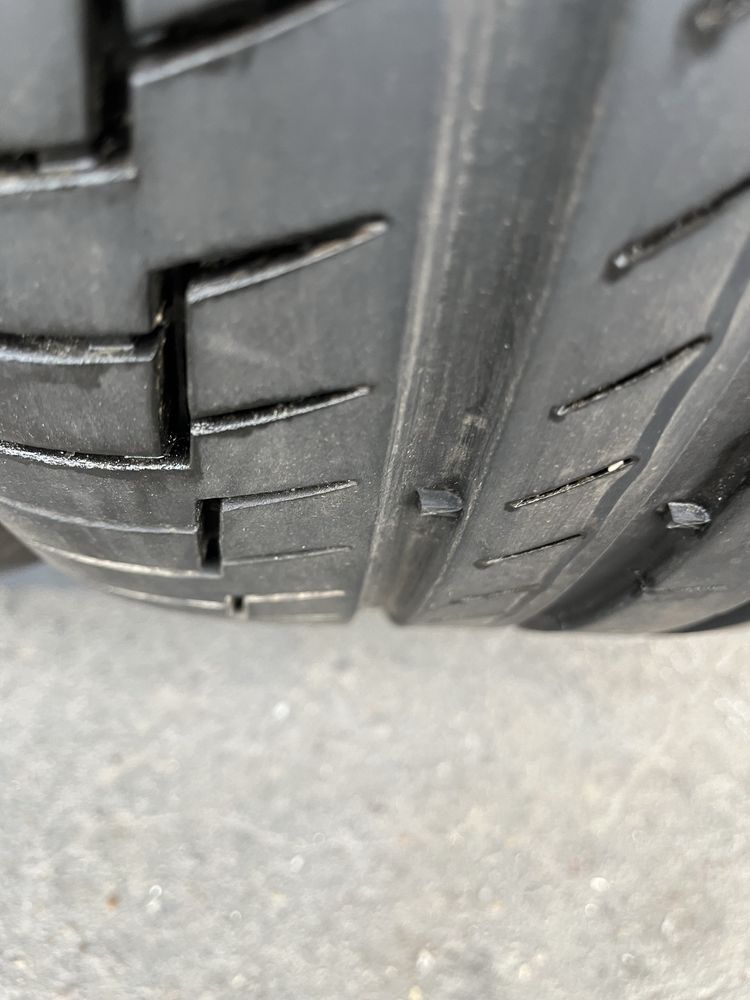 4 бр. летни гуми 225/50/17 Continental DOT 4917 2x5 mm 2x4-4,5 mm