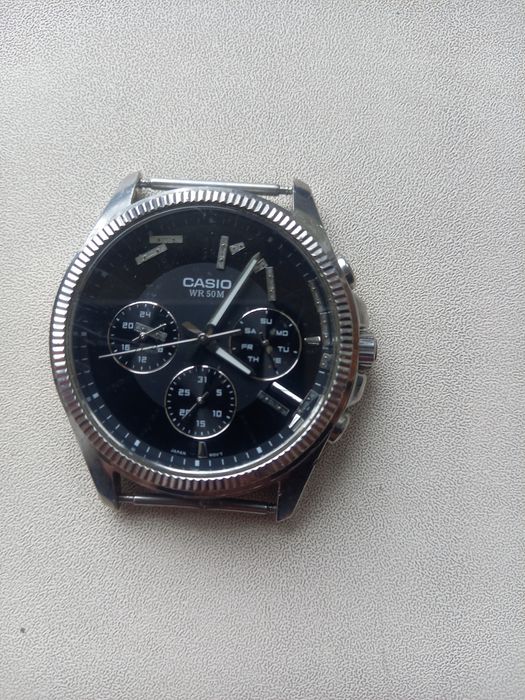 Наручные часы CASIO