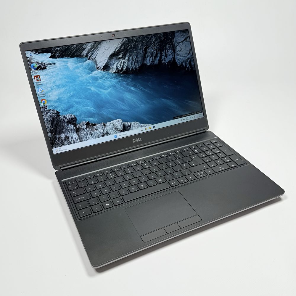 Dell Precision 7560/i7-11800H 24MB/NVIDIA T1200/96GB RAM/1TB NVMe