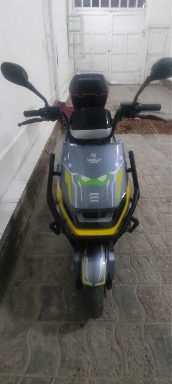 Elektro skuter sotiladi