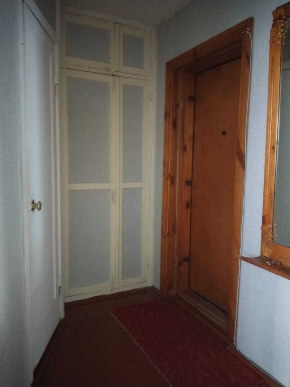 продам 1-комнатную квартиру в хорошем районе