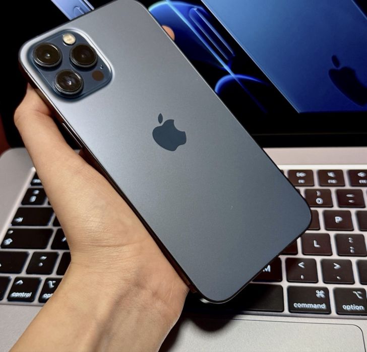 iPhone 12 PRO MAX  256 GB  Totul Original