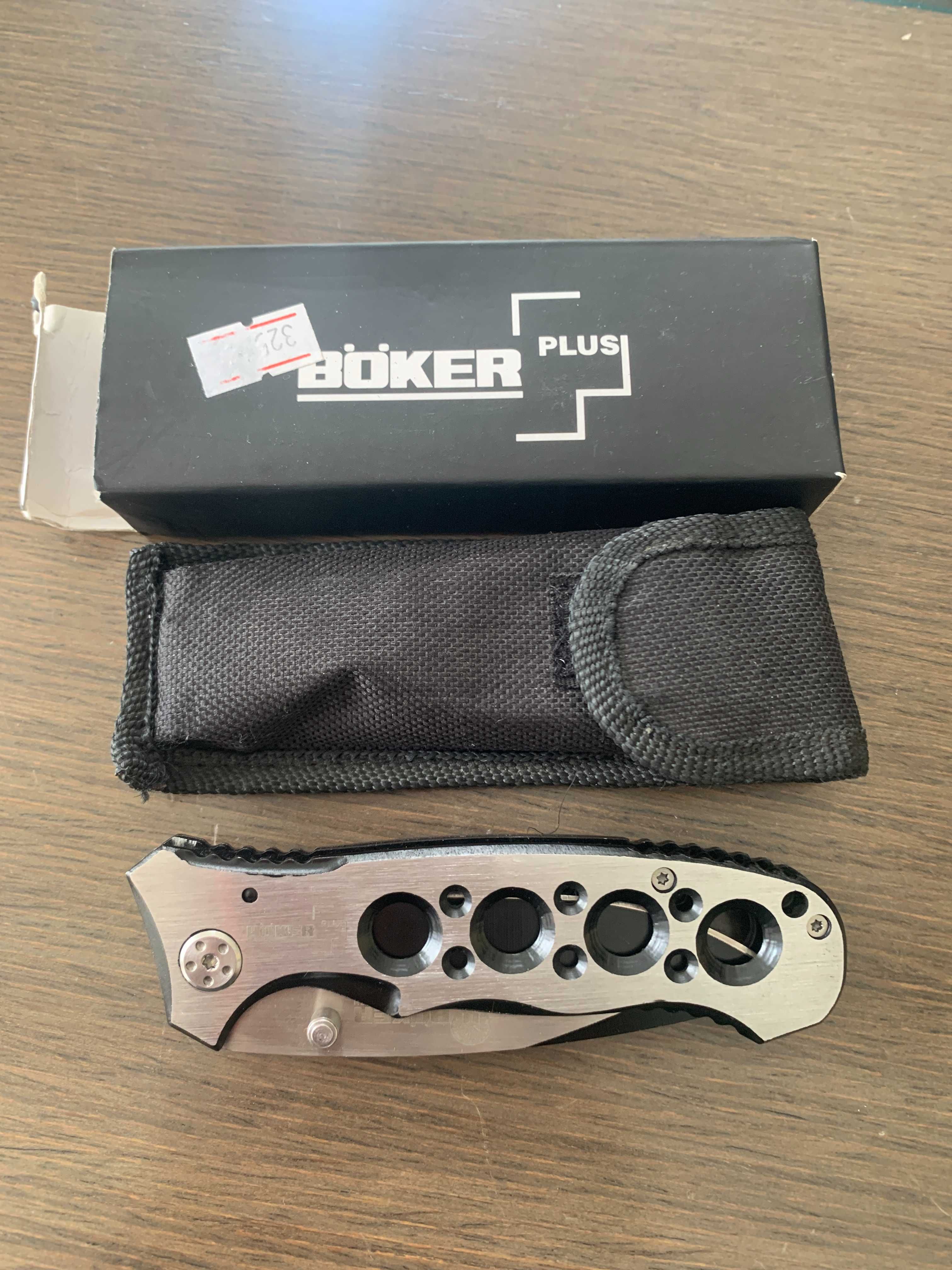 НОВ сгъваем нож BOKER