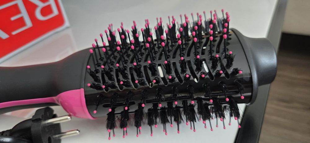 Revlon salon ONE Step Hair Dryer and Volumiser