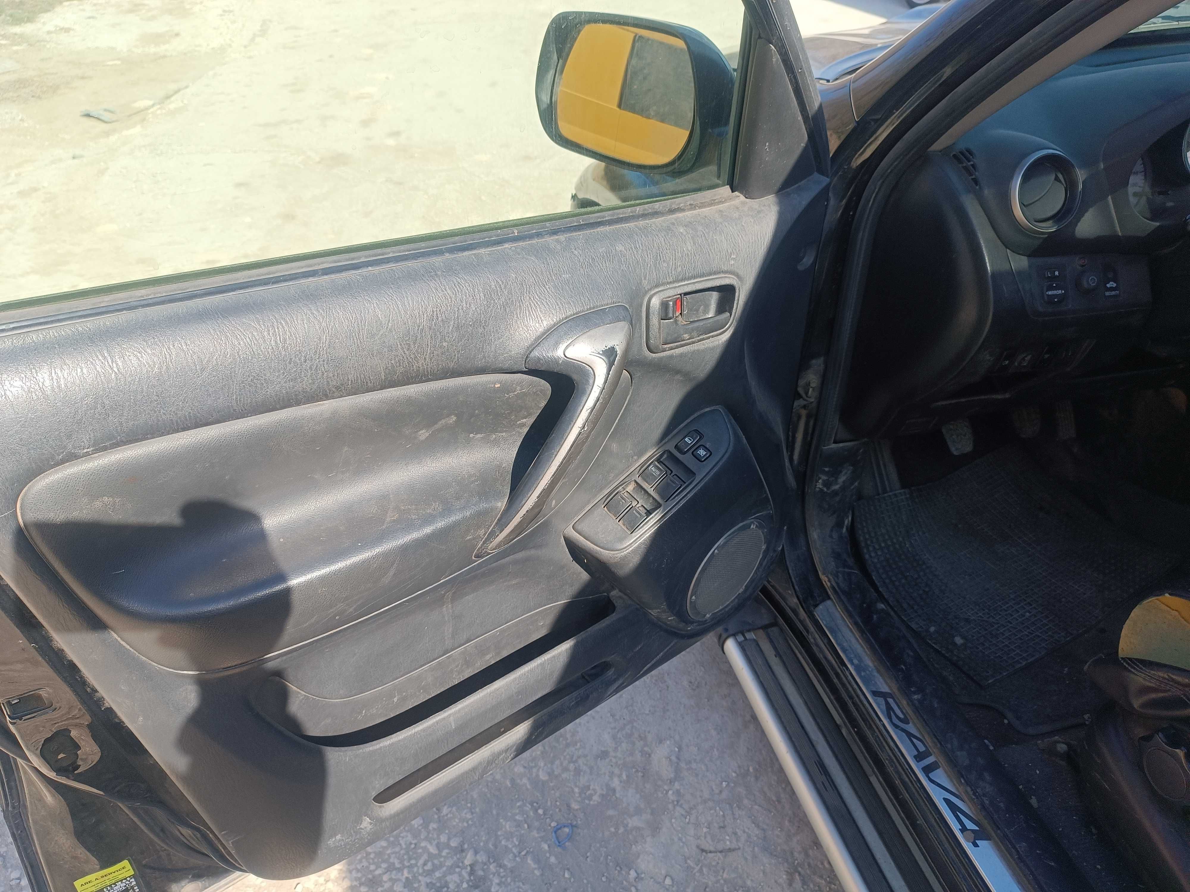 Тойота рав 4 / Toyota rav 4 2.0D4D 2005г.  - на части