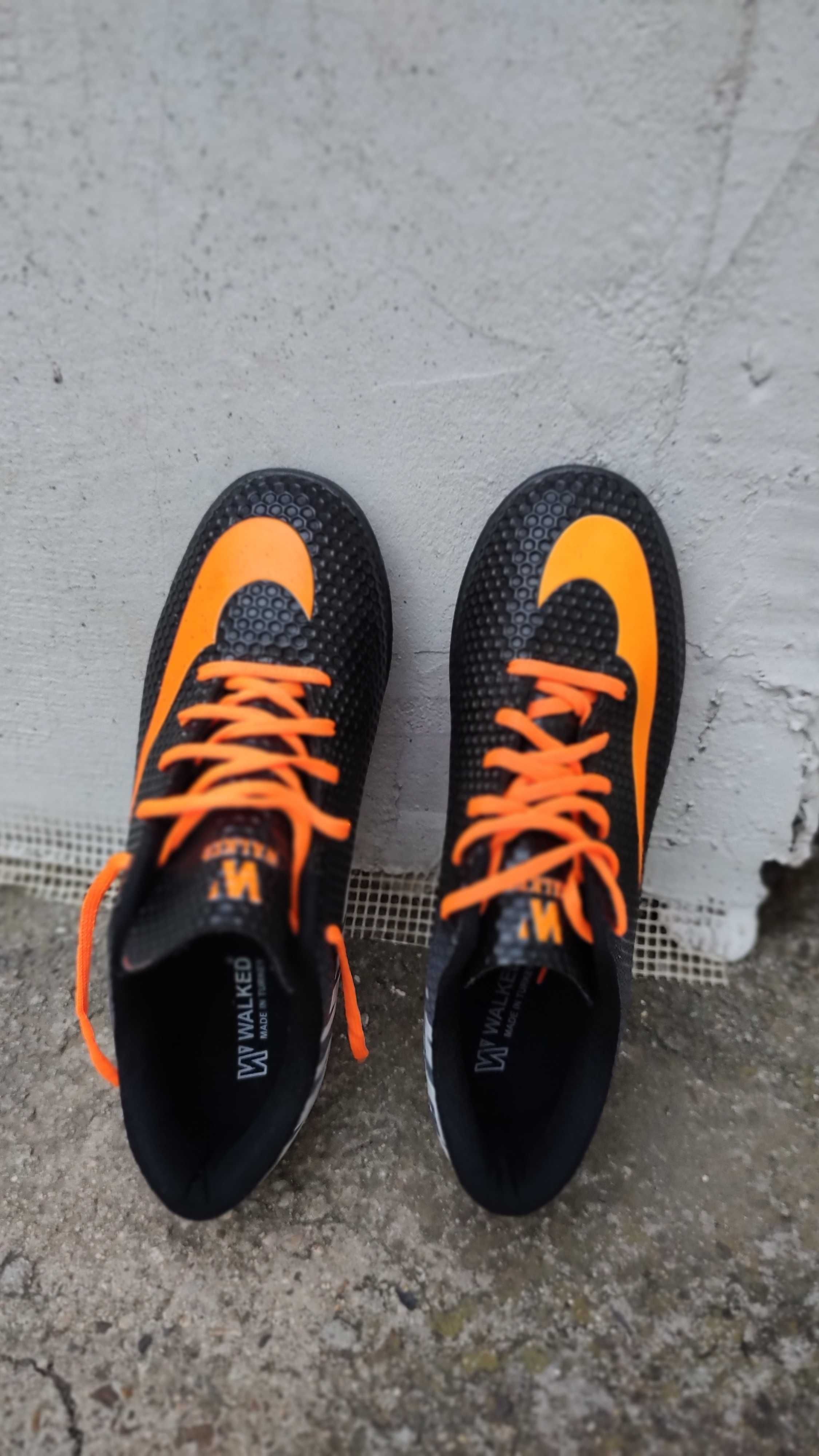 Футболни обувки Nike Mercurial , тип стоножки , размер 38
